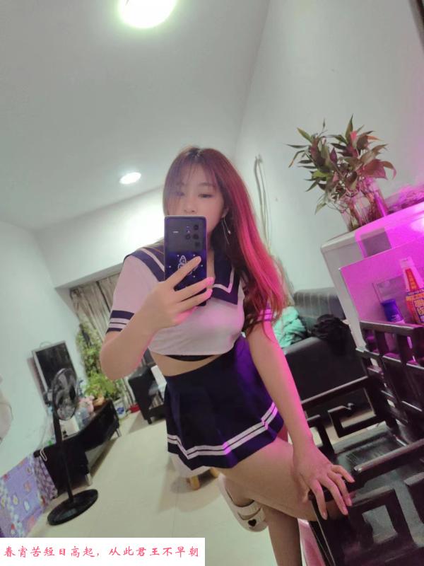 小兰姐妹花双飞 第4张