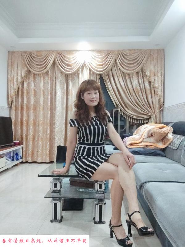 卖衣服的阿姨 第2张