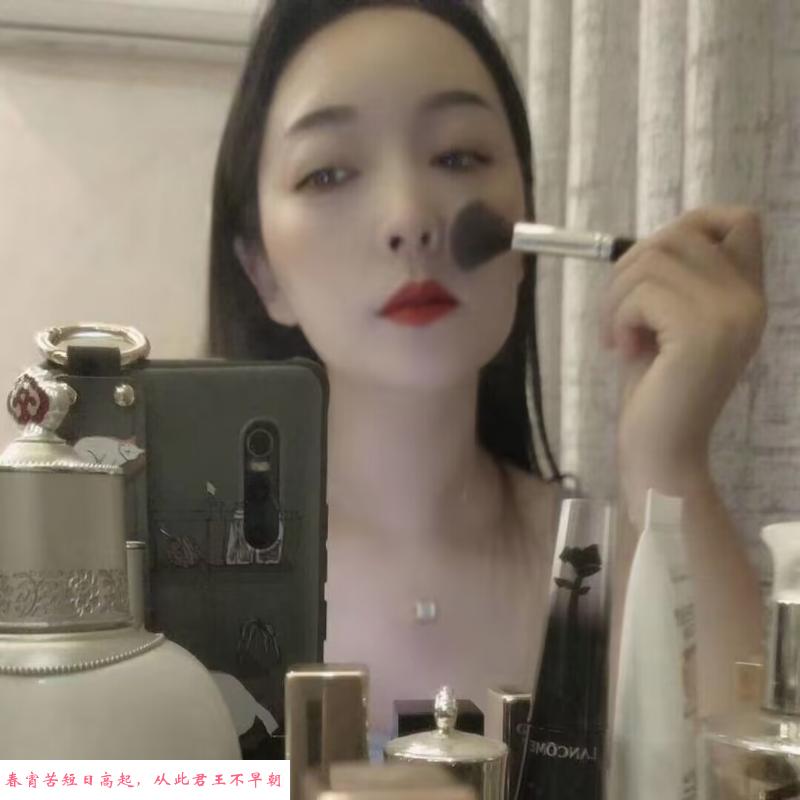 周浦少妇 第1张