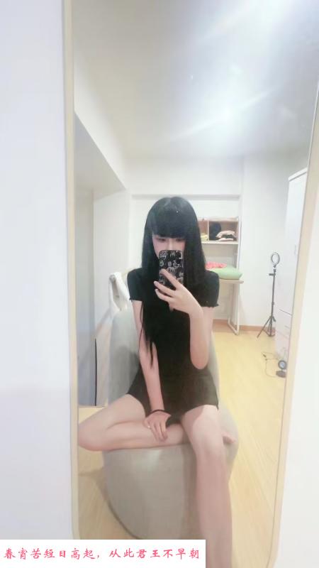 模特身材琪琪 第1张