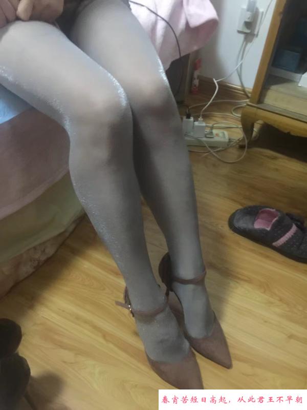 栖霞熟女姐姐 第1张