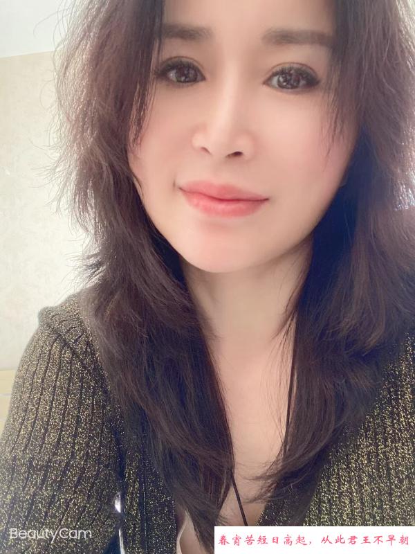 枣园风情少妇 第1张