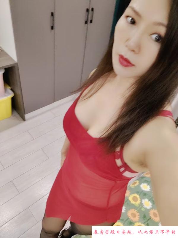 御姐女王丽丽 第1张