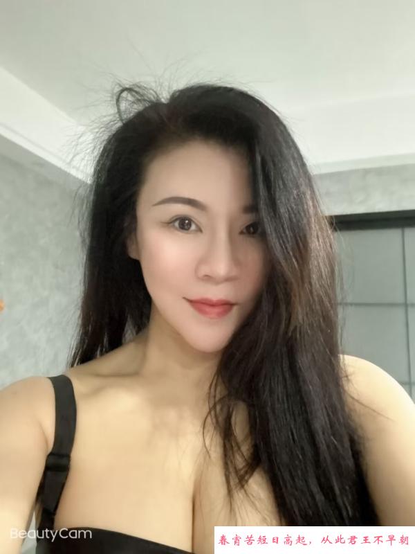 sm颜值少妇飘雪 第3张