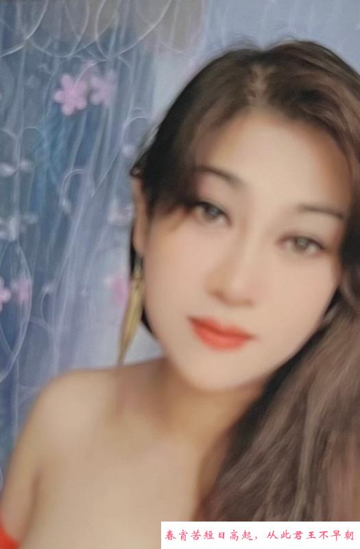 热情大胸妹 第2张
