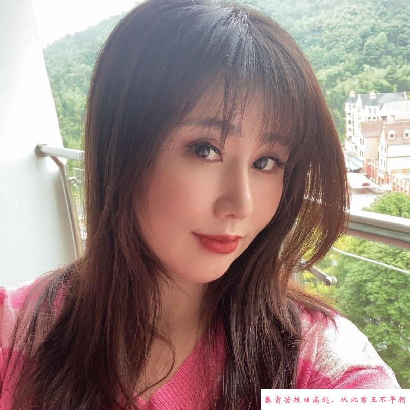丰满大胸少妇 第1张