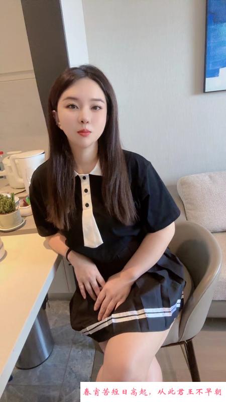 丰满小姐姐 第2张