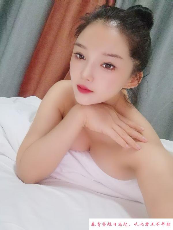 黑丝风骚性感少妇 第3张