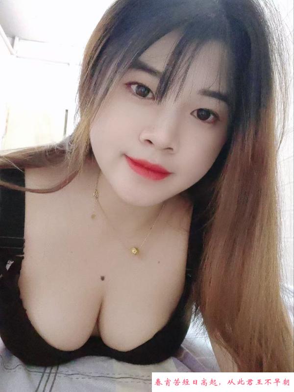 雨花大胸配合妹子 第2张