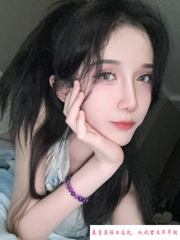 河东大胸美女 第1张