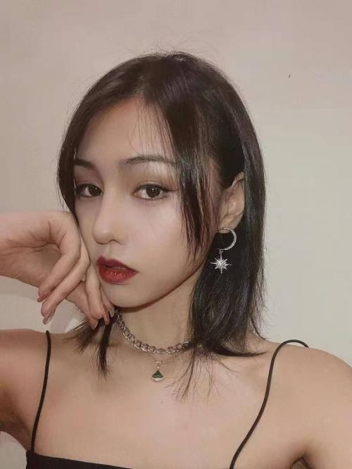温柔甜美的夏蓝 第3张