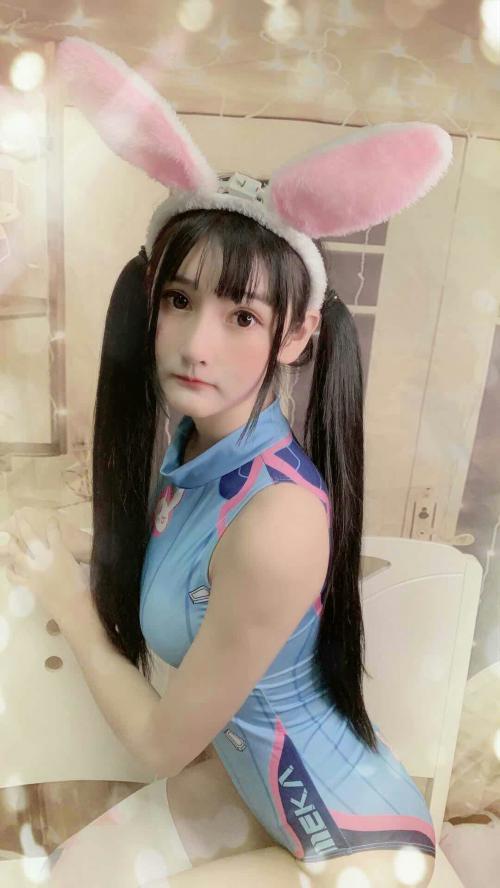 兼职小妹三点粉 第2张