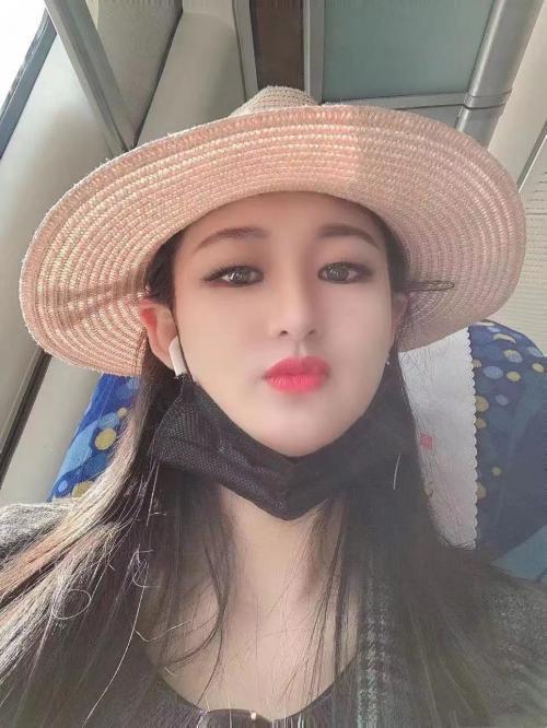 性感甜美的小爱 第1张