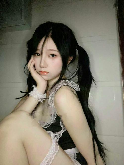朝阳小网红水多粉嫩 第2张
