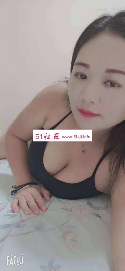 丰满风骚少妇 第1张