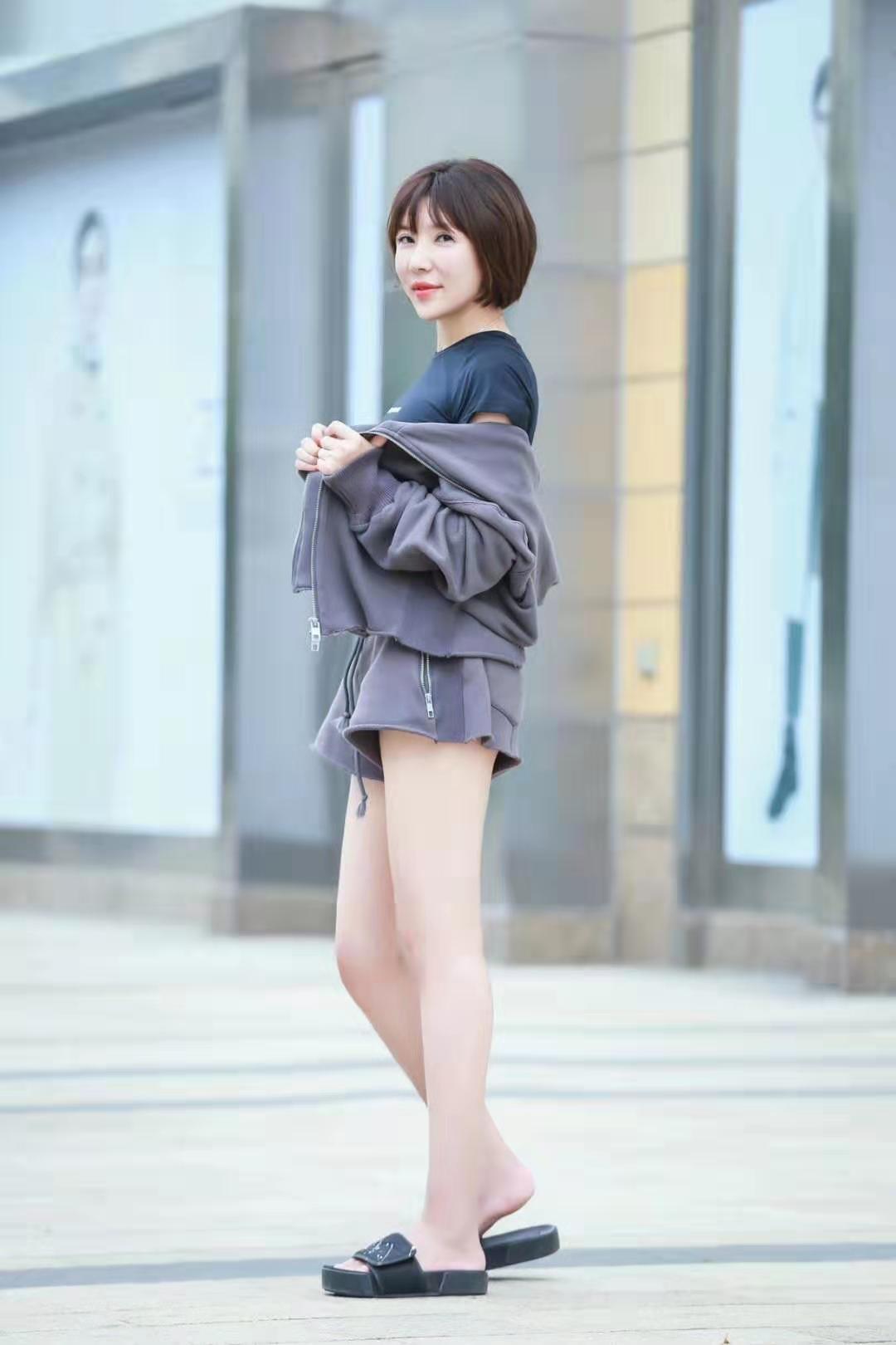 网红大胸妹 第1张