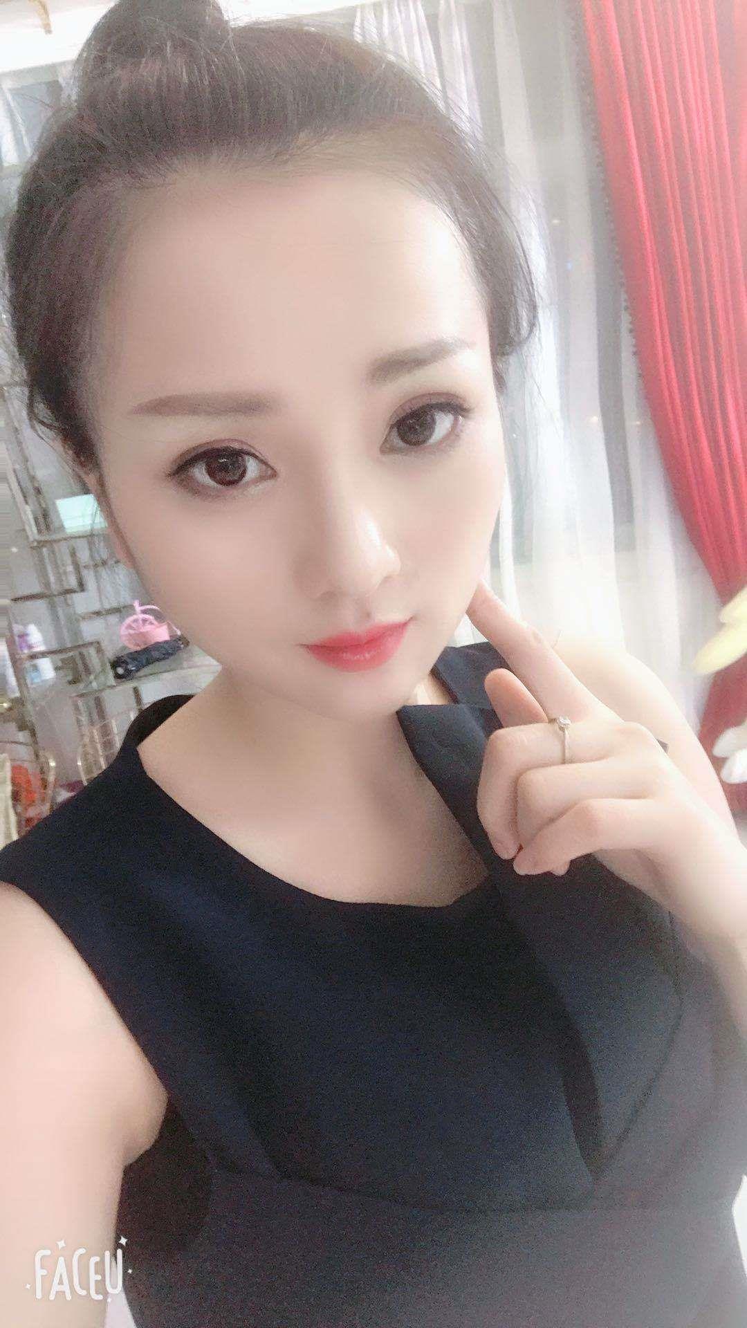 2020年10月23高挑清纯的小玉莹(36D) 第4张