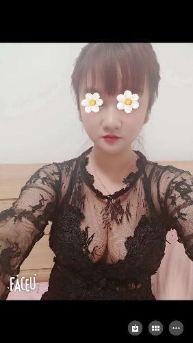 童颜巨乳小宝 第2张