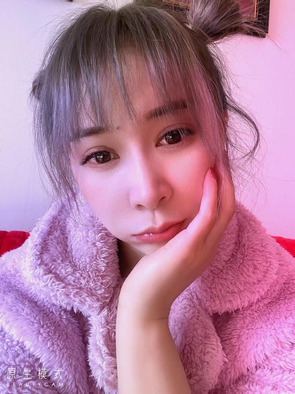 光谷时间广场玲宝宝 第1张