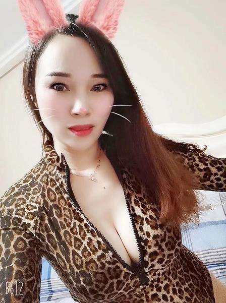 杭州大长腿少妇 第2张