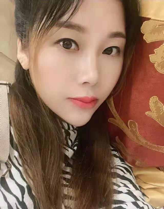 李村白嫩少妇 第1张