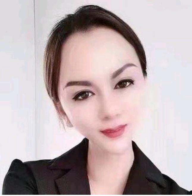 双飞大美宝儿 第1张