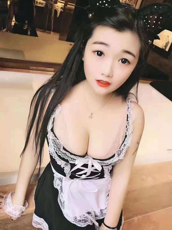 徐汇97年大奶妹 第3张