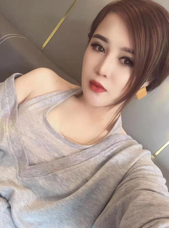 白云圆润圆润小倩 第1张