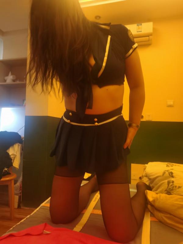 大学城附近熟女 第3张