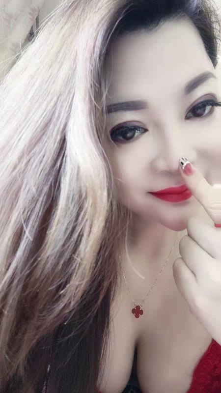 大胸少妇活全人骚 第1张