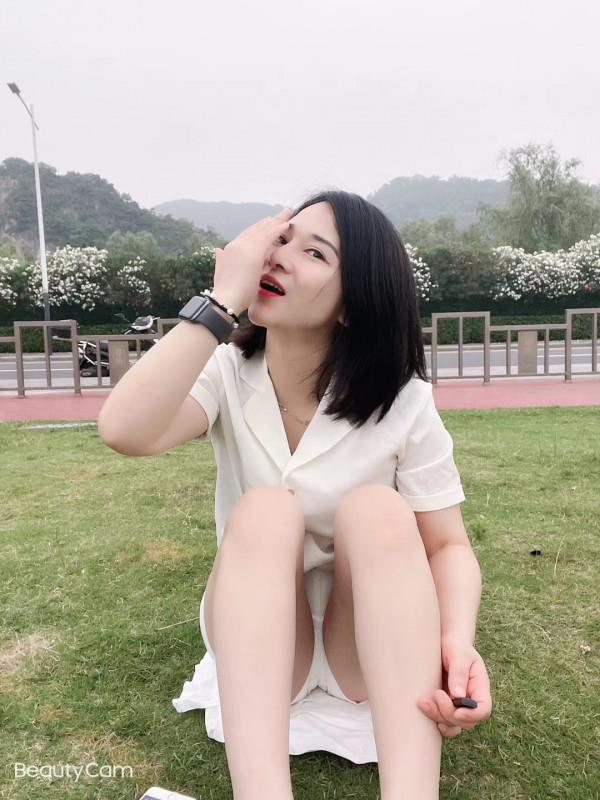 欲仙欲死的艳丽御姐 第2张
