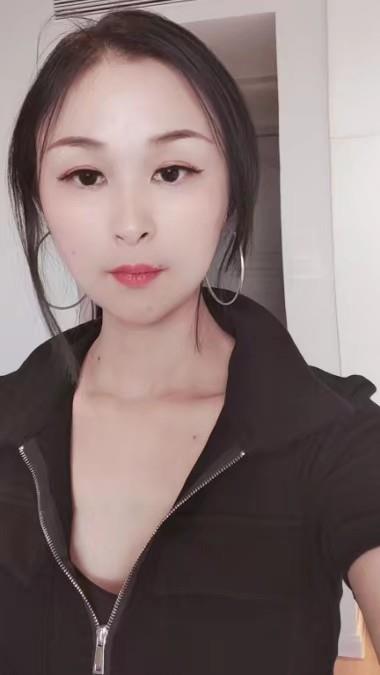 服务好的妹妹 第1张