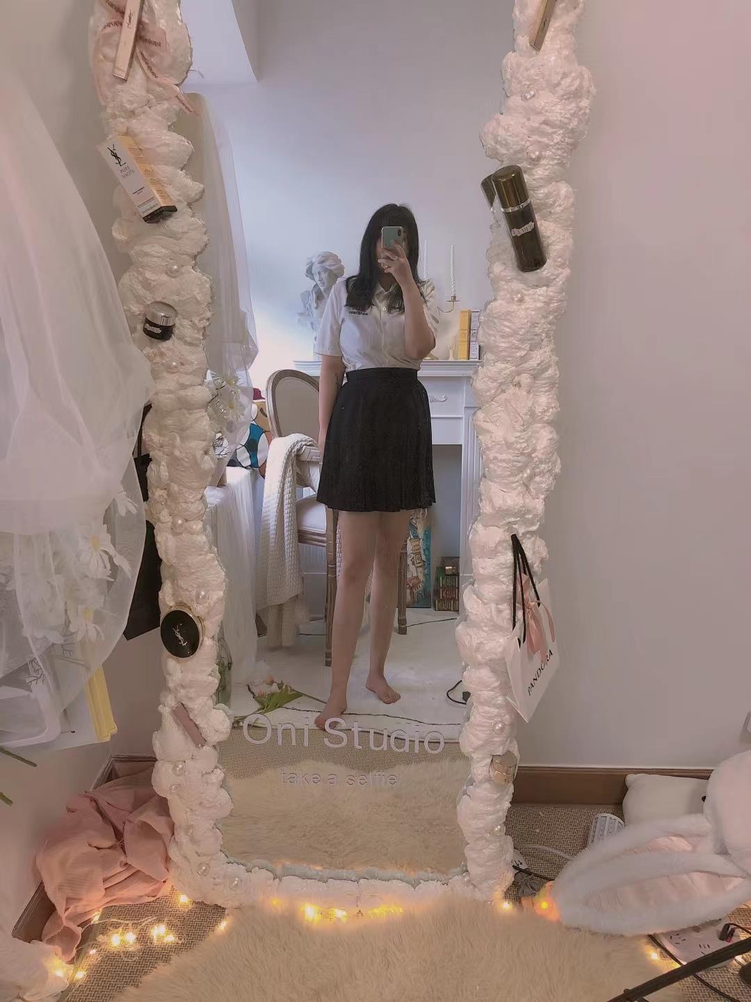微胖的妹子 第1张
