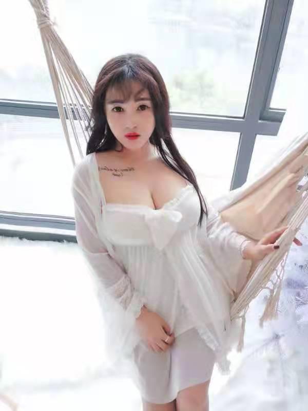 年轻嫩妹服务系 第2张