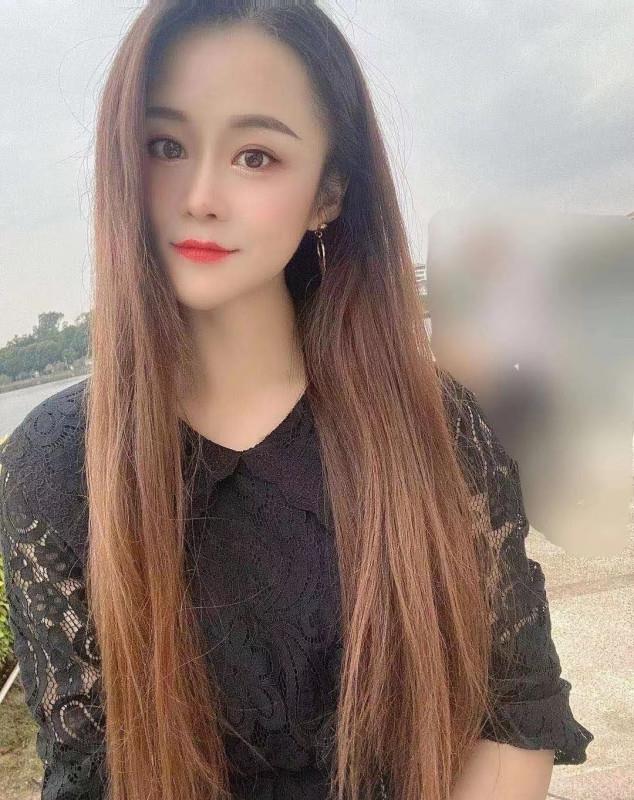年轻妩媚的菲菲妹子 第1张