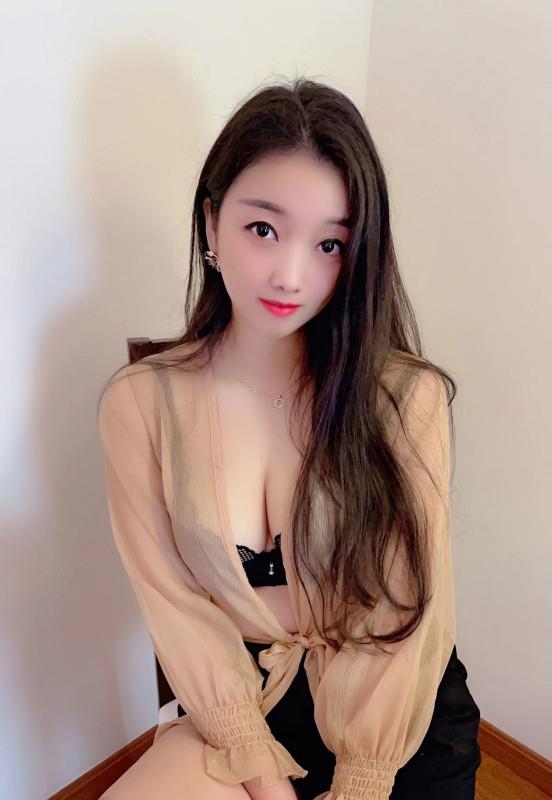 重庆大胸妹子服务很用心 第2张