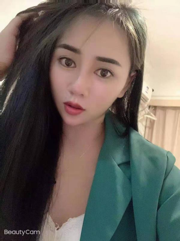 大胸颜值不错 第1张