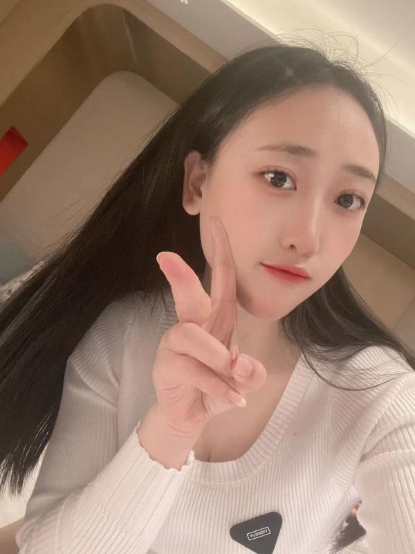 武侯区妹子馨馨 第1张