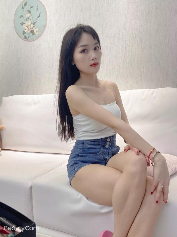 服务系妹纸莉莉 第2张