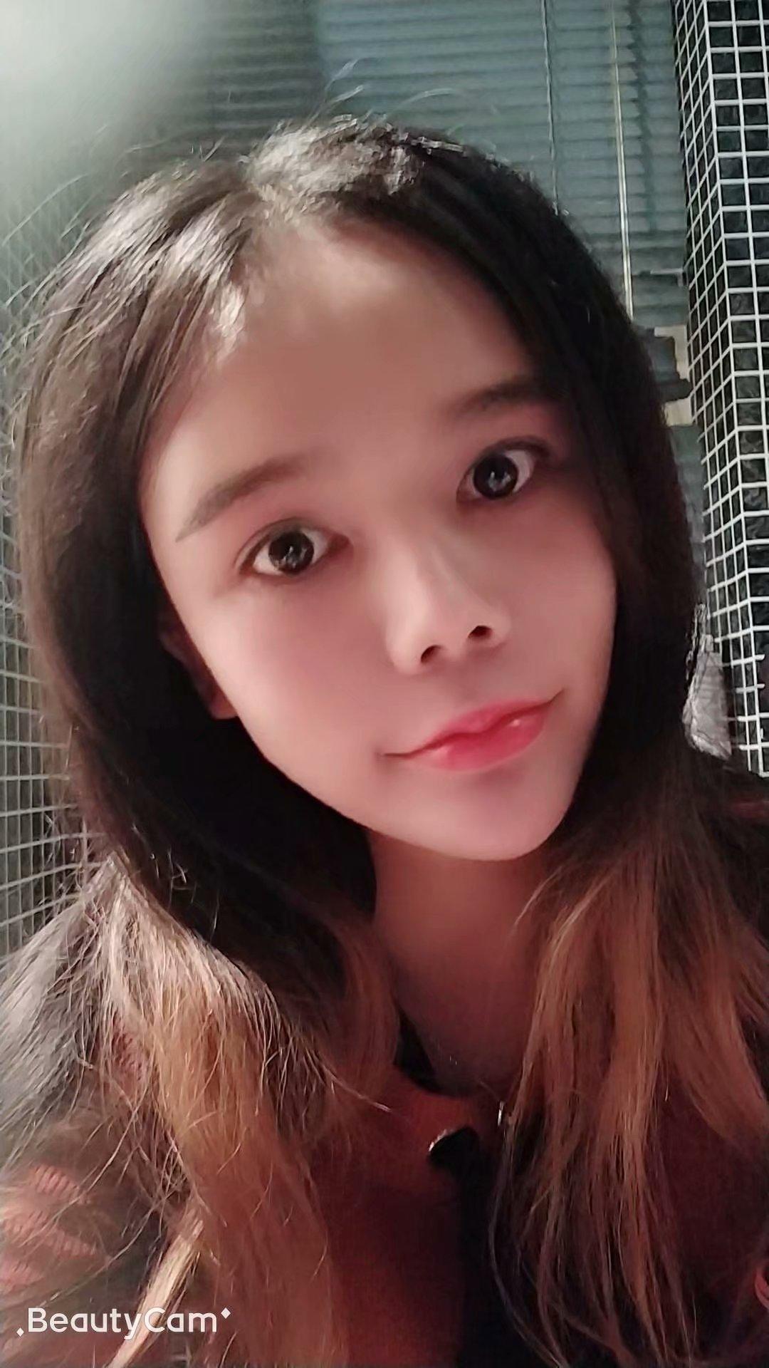 干炮喷水小美女,超赞的服务 第1张