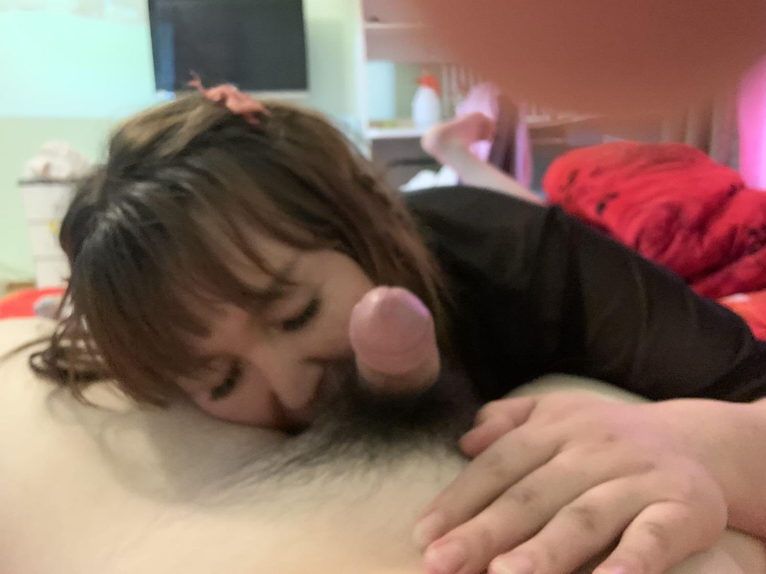 叼着你鸡巴不放的少妇姐姐 第2张
