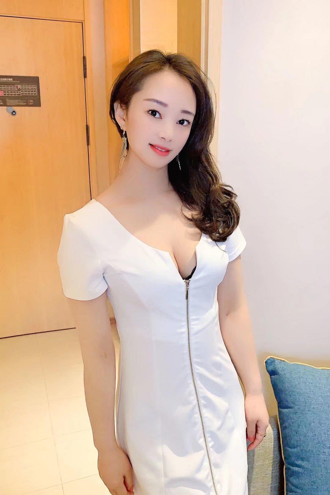 黄浦区壁咚强推大胸少妇彤彤，叫声放荡 第3张