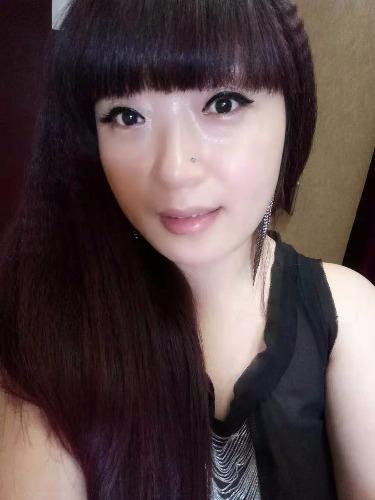 南内环阳光数码港附近妹子 第1张
