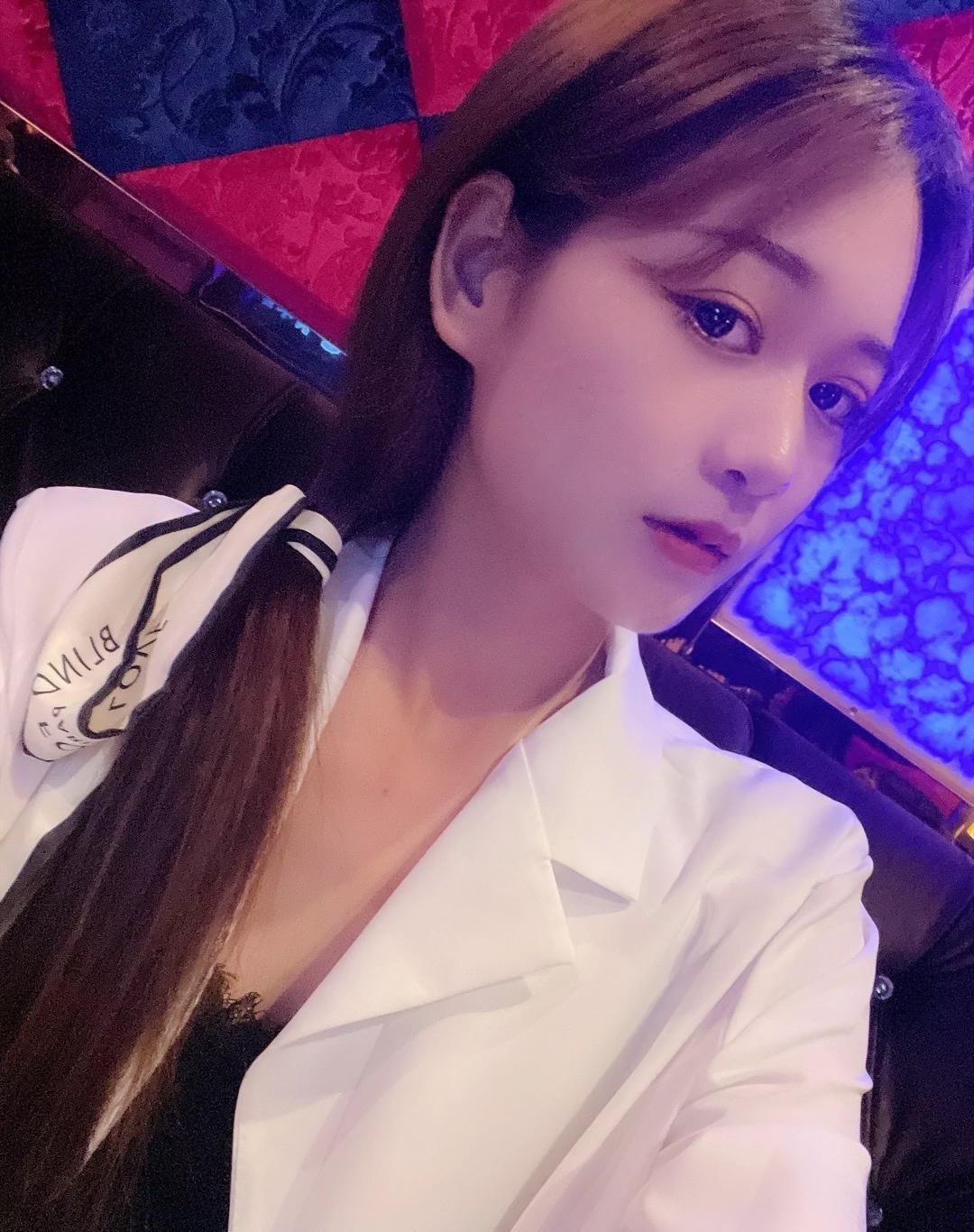 国庆假期约会武侯区骚妹小小，骚气十足 第2张