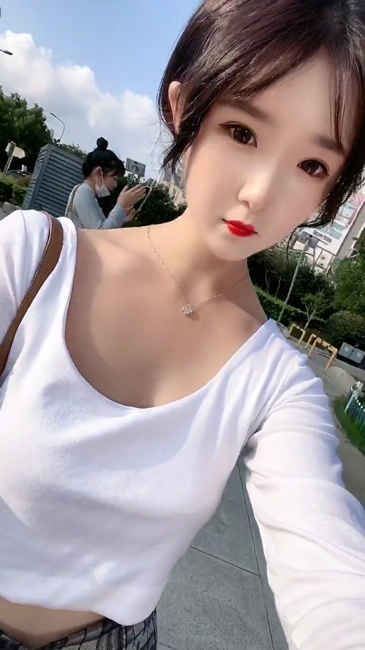 后海阳光海滨花园靓女妹妹 第1张