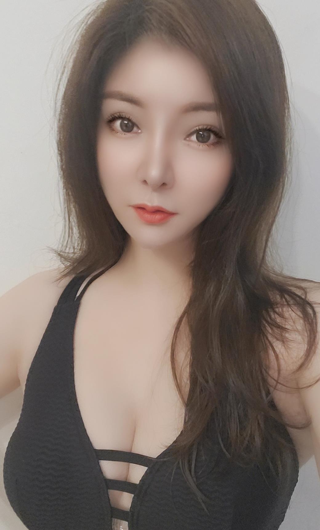 36C御姐馨馨，蛮有情趣，可选制服 第1张