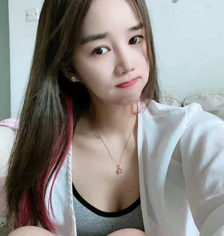 大芬地铁站附近纯欲敏感的明月妹妹 第1张