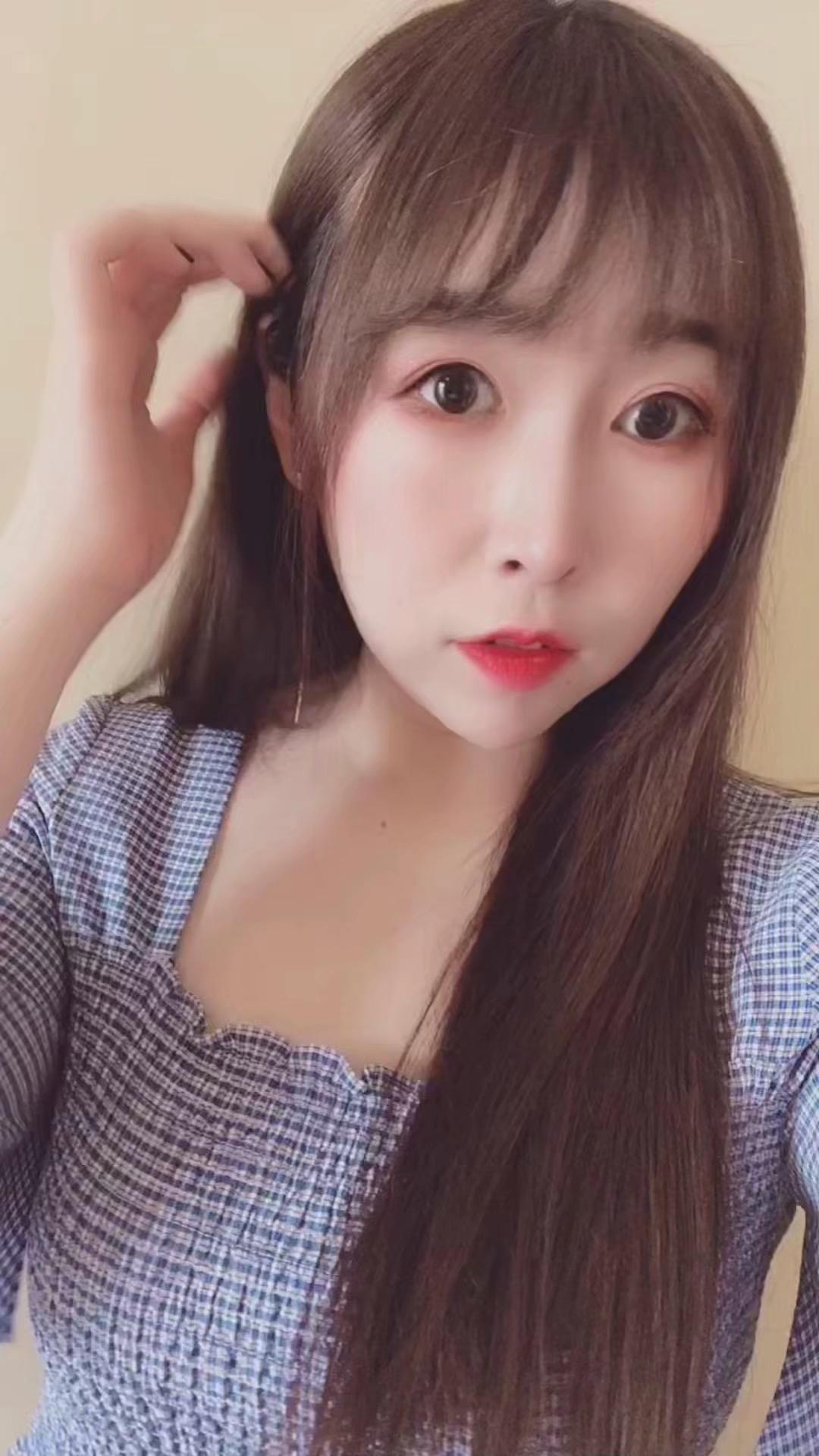 漂亮嫩妹子 第1张