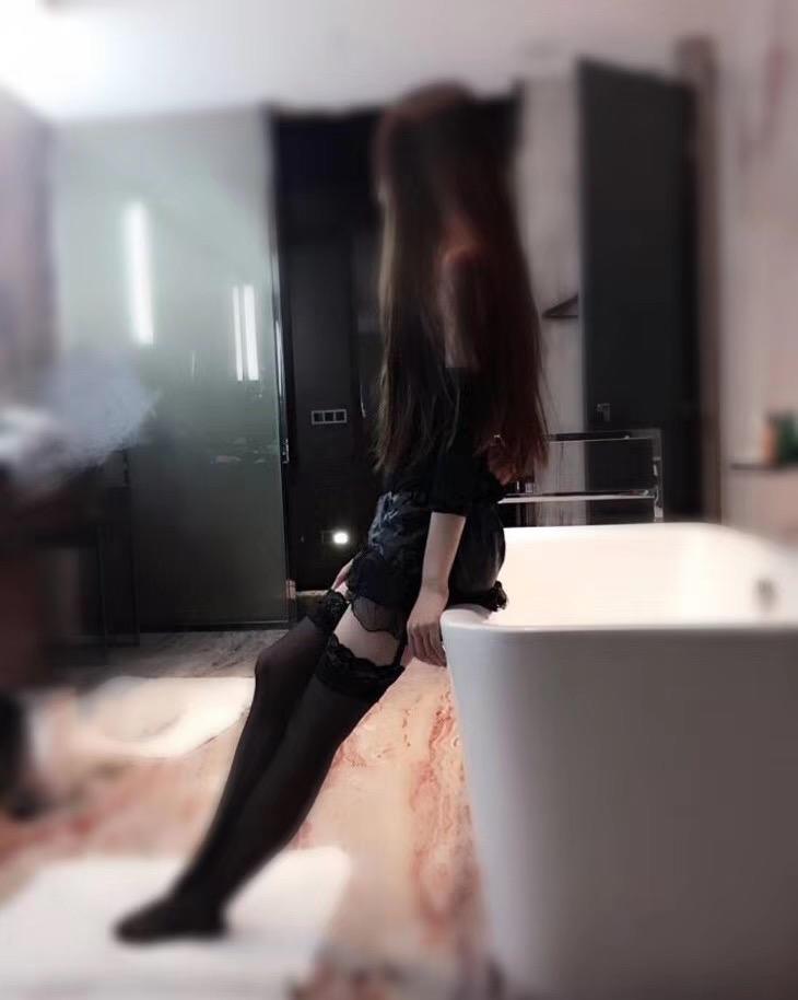 身材好妹子 第3张